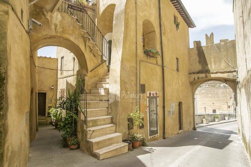 Historic apartment in Torrita Tiberina