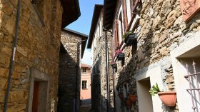 Top-to-bottom house in Stellanello