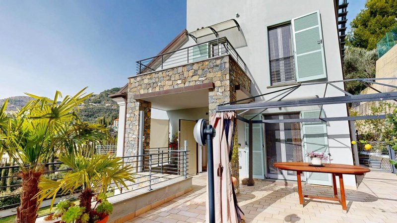 阿拉西奥半独立房屋