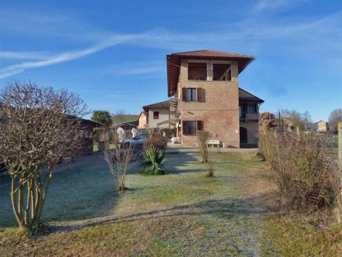 Villa à San Damiano d'Asti