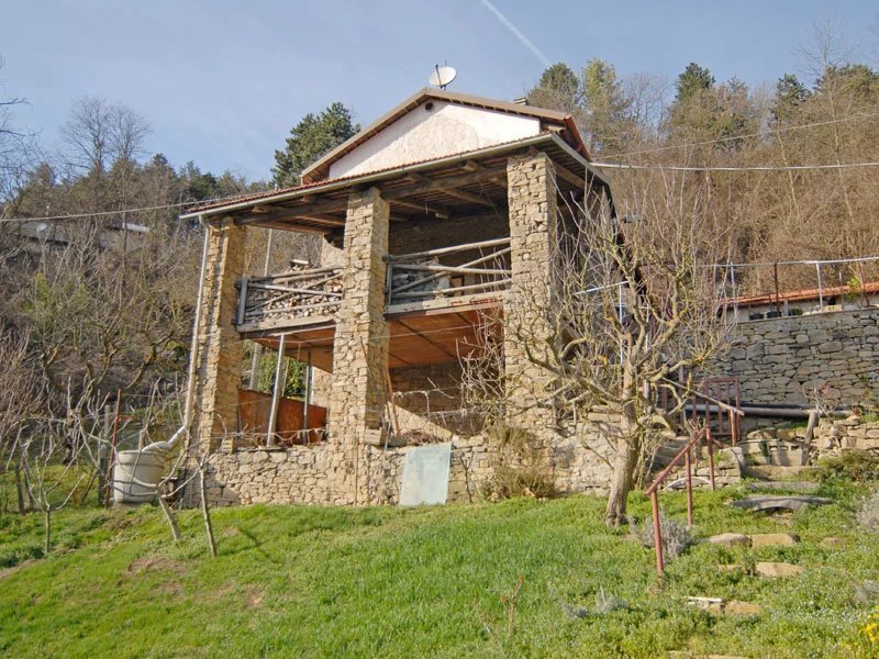 Farmhouse in Niella Belbo