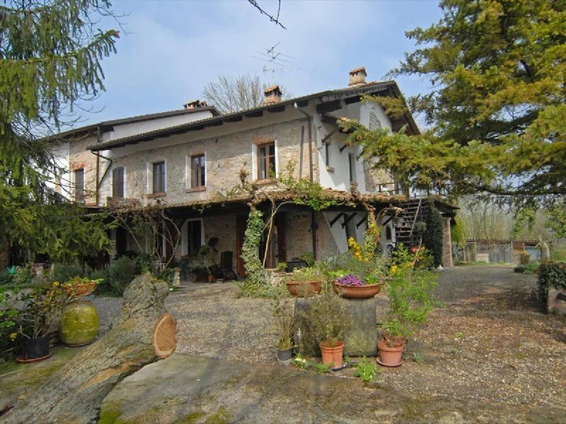 Farmhouse in Cerrina Monferrato