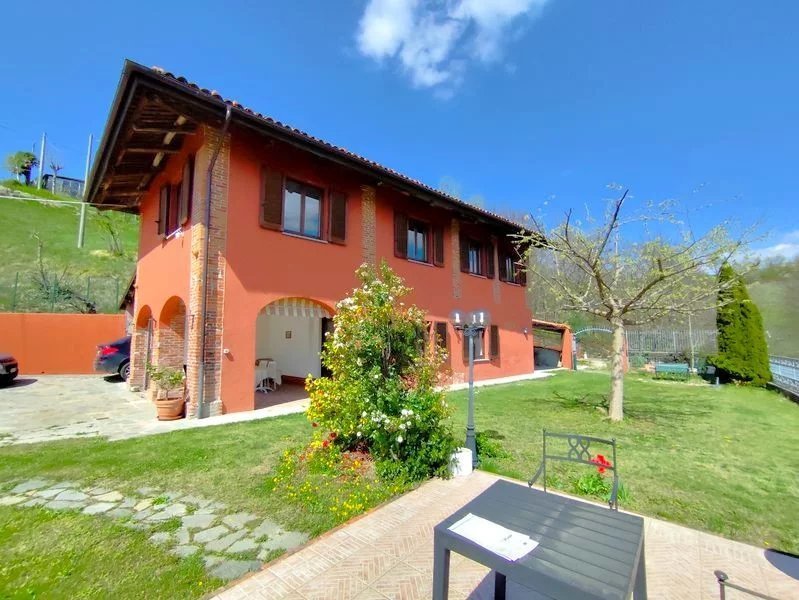 Solar em Belvedere Langhe