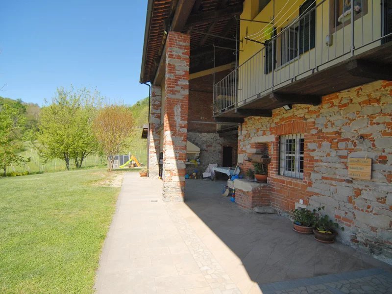 Farmhouse in Briaglia