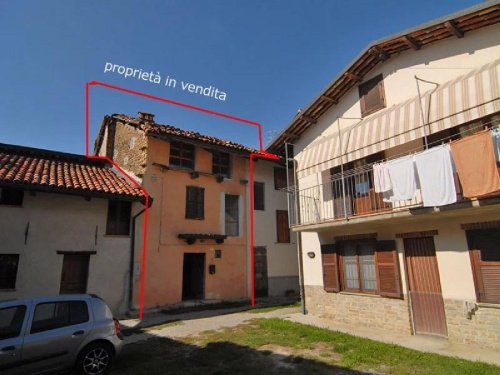 Detached house in Dogliani