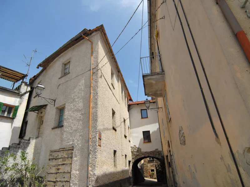 Historic house in Monesiglio