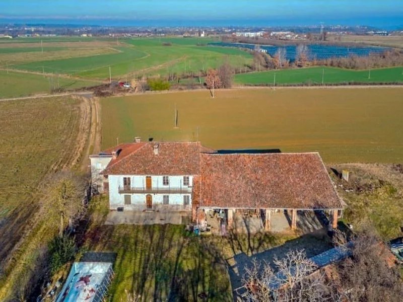 Farmhouse in Bene Vagienna