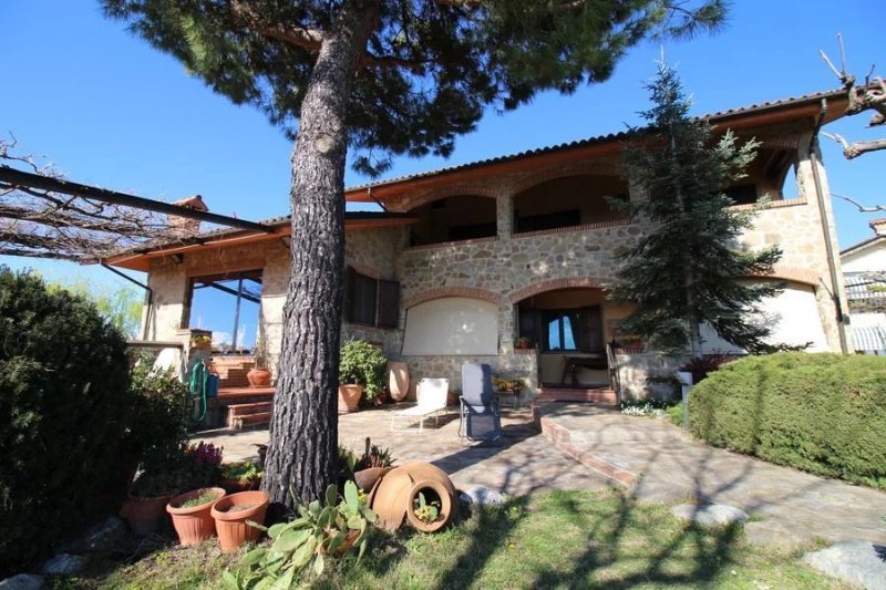 Villa en Briaglia