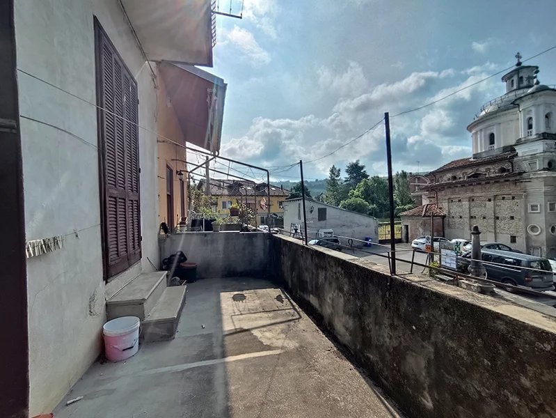 Casa histórica en Dogliani