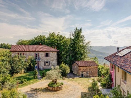 Casa indipendente a Cortemilia