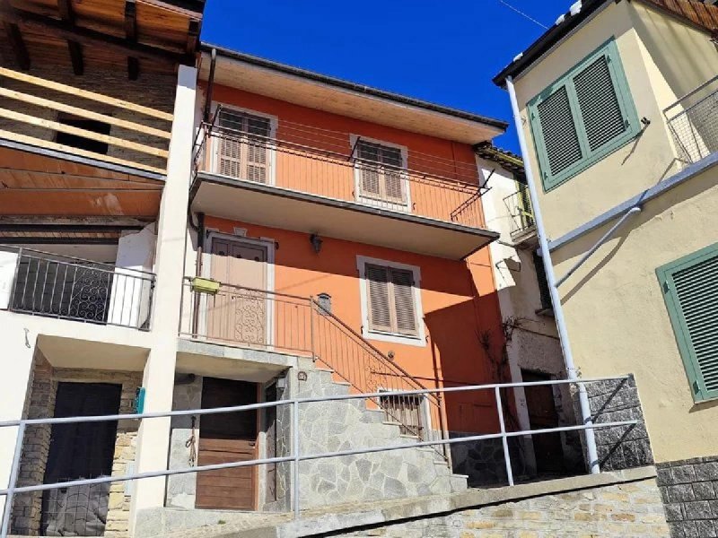 Historic house in Murazzano