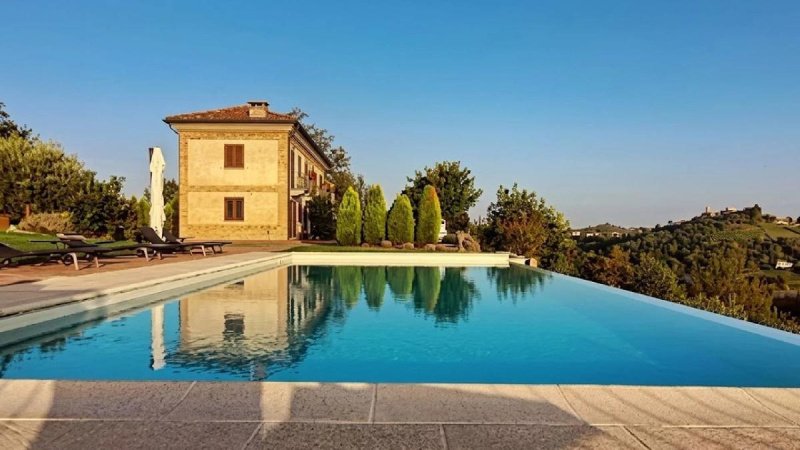 Villa en Vigliano d'Asti