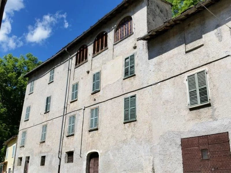Historisches Haus in Pamparato