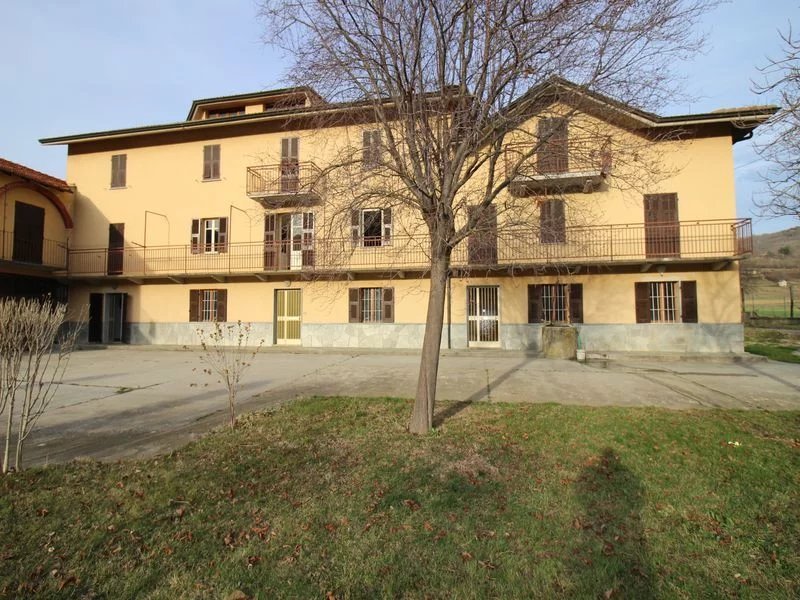 Einfamilienhaus in Camerana