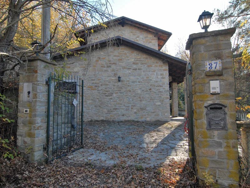 Casa independiente en Cortemilia