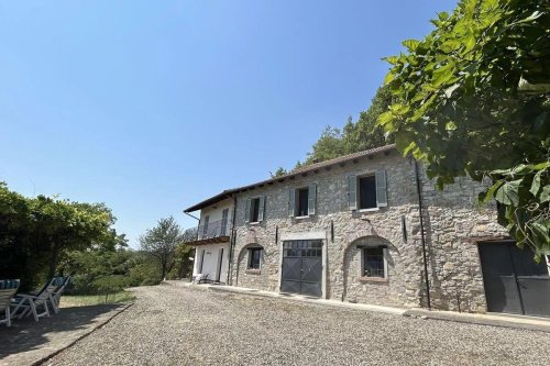 Casa indipendente a Spigno Monferrato