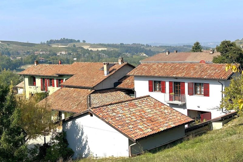Villa in Costigliole d'Asti