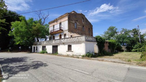 Casa de fazenda em Pollutri