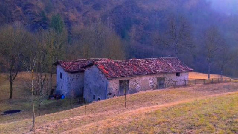 Klein huisje op het platteland in Treviso Bresciano