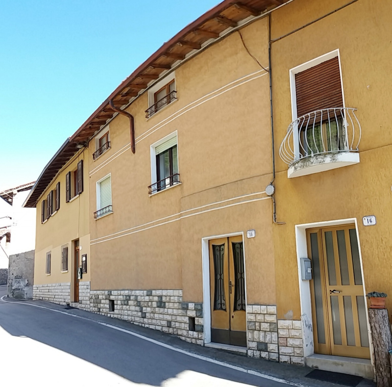 Casa en Treviso Bresciano