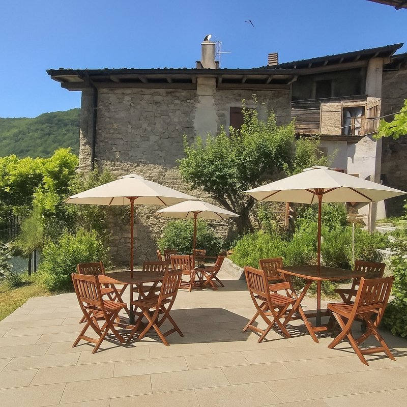 Teto/Chão em Valvestino