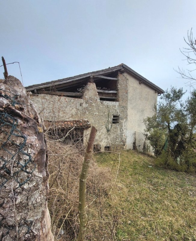 Крыша/земля в Вальвестино