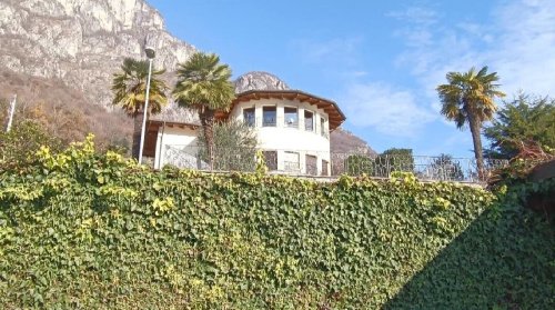 Villa a Valsolda