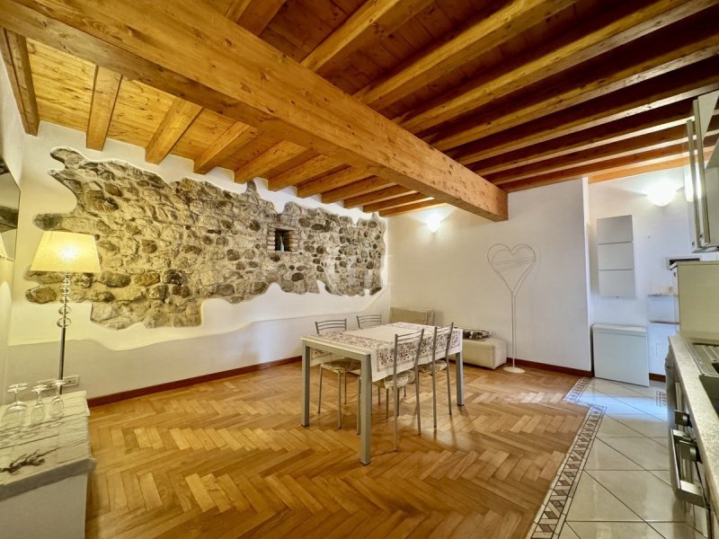 Квартира в Дезенцано-дель-Гарда