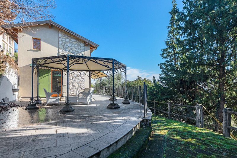 Villa à Polpenazze del Garda