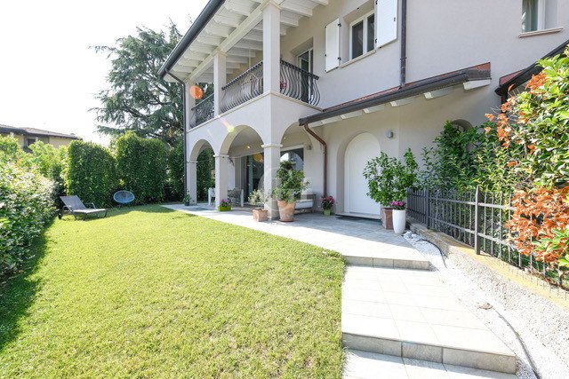 Villa en Desenzano del Garda