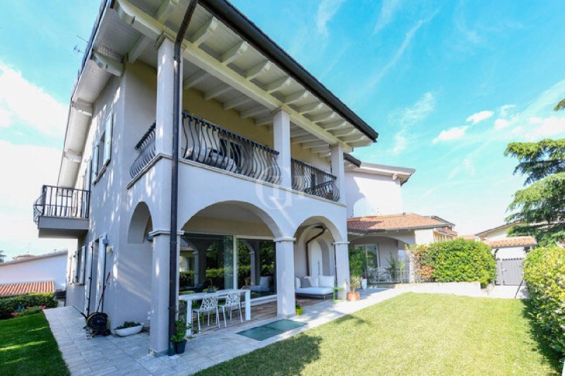 Villa en Desenzano del Garda