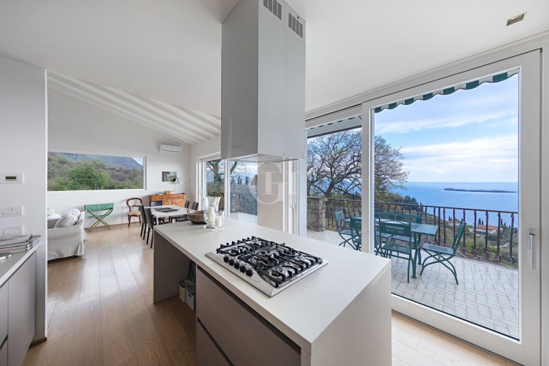 Villa a Gardone Riviera