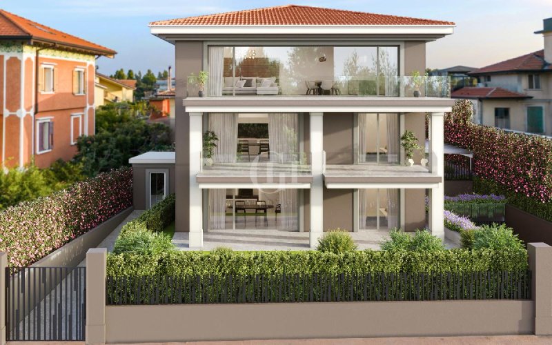 Apartment in Desenzano del Garda