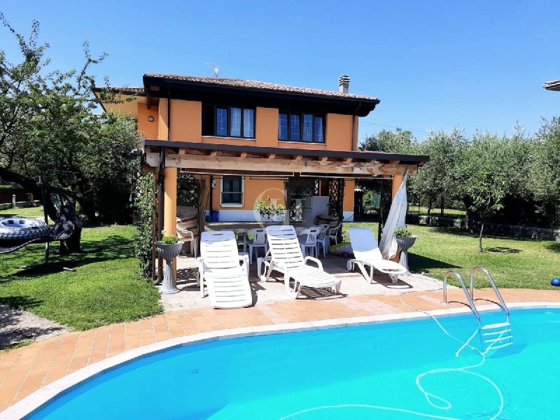 Villa in Puegnago del Garda