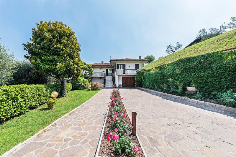 Villa in Desenzano del Garda