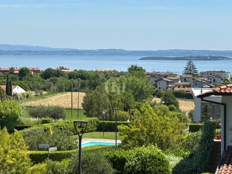 Квартира в Паденге-суль-Гарда