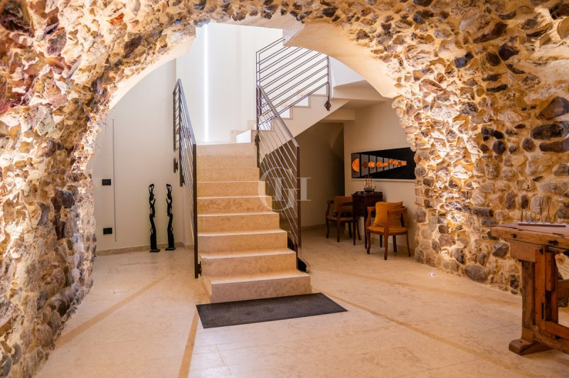 Gewerbeimmobilie in Cavedine