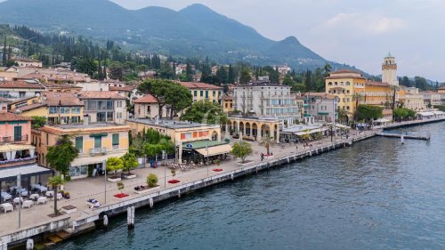 Lägenhet i Gardone Riviera