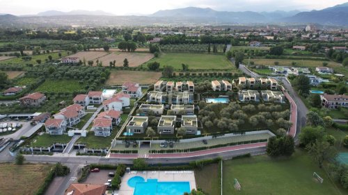 Local commercial à Manerba del Garda