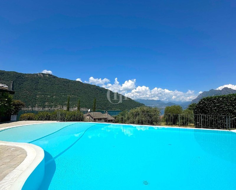 Lägenhet i Sale Marasino