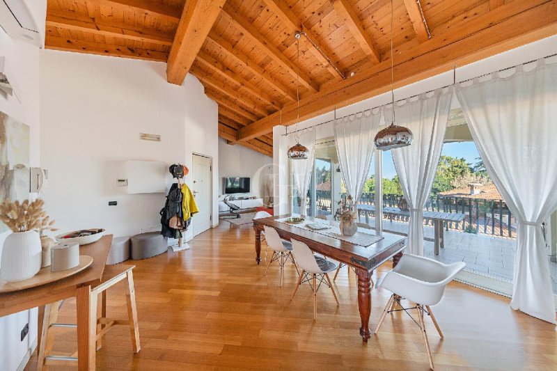 Lägenhet i Desenzano del Garda