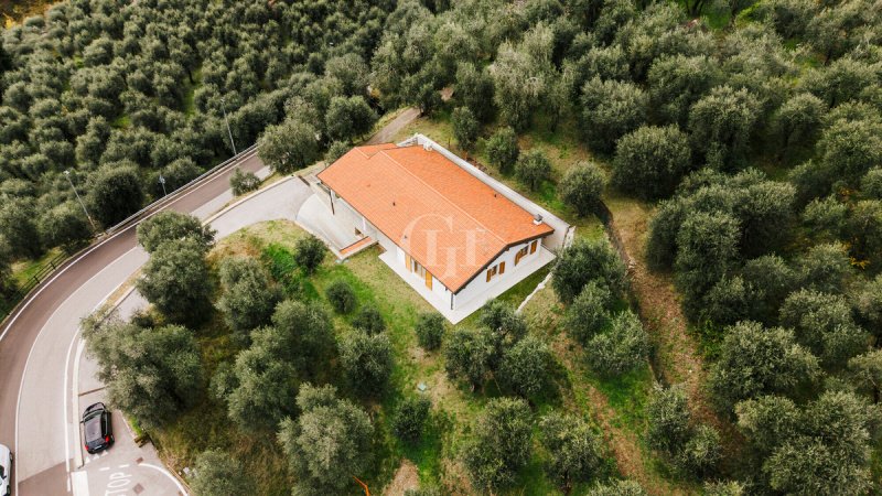 Moradia em Limone sul Garda