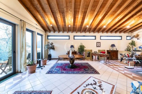 Loft in Sale Marasino