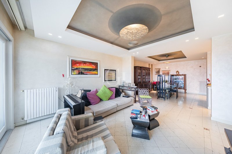 Квартира в Дезенцано-дель-Гарда