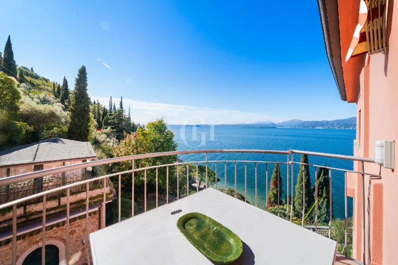 Квартира в Торри-дель-Бенако