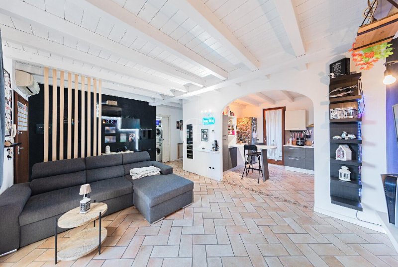 2 Bedrooms Apartment for sale in Soiano Del Lago [802570] | Gate-away®