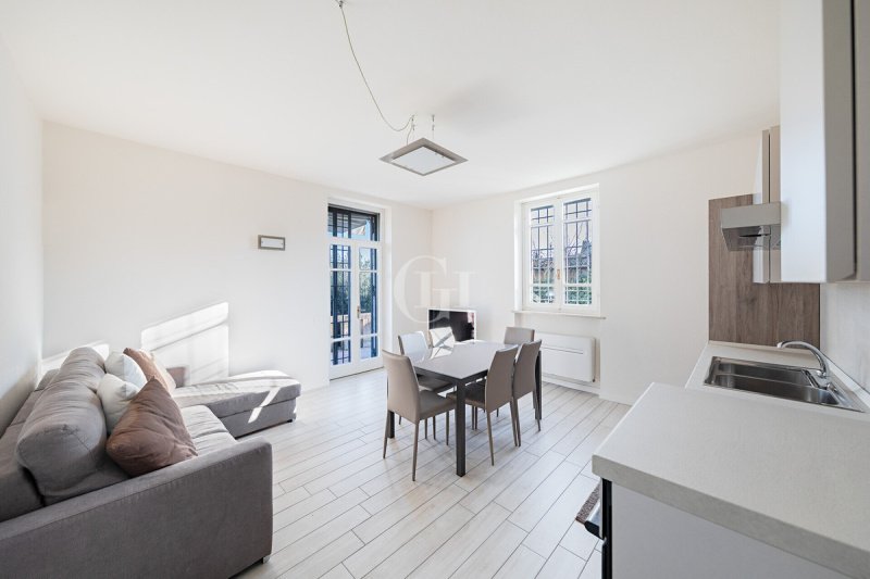 加尔达湖畔帕登盖公寓