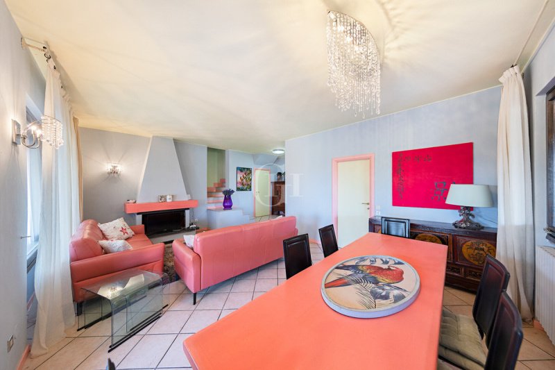 Semi-detached house in Manerba del Garda