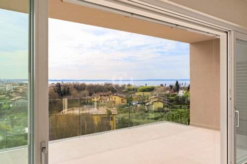 Apartment in Lazise