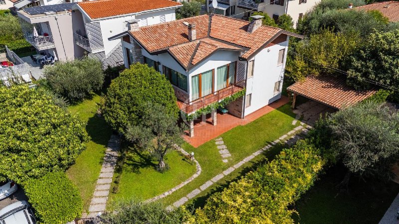Villa a Lazise